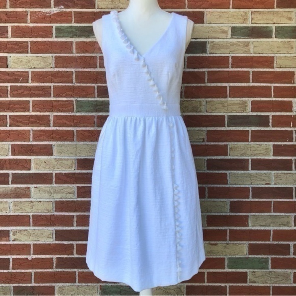 Trina Turk V-neck White Tassel Sleeveless Midi Dress 👗